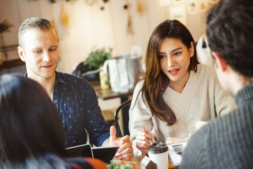 7 Small Talk Tips for Introverts to Spark Meaningful Conversations