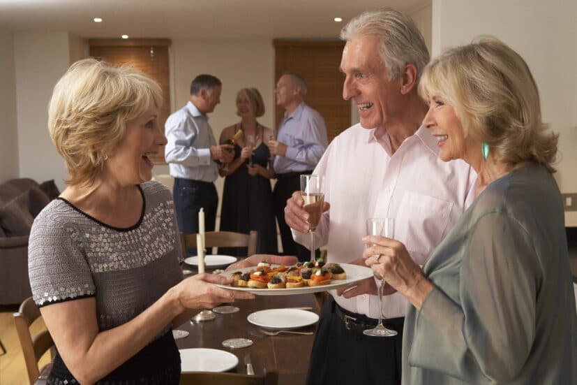 7 Simple Hacks for Stress-Free Entertaining as an Introvert